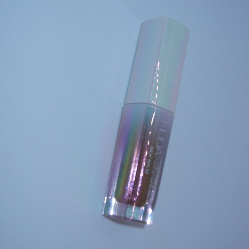 BD 2 for 24$ - NEW Huda Travel-size (1.8ml) Silk-Balm in Spice